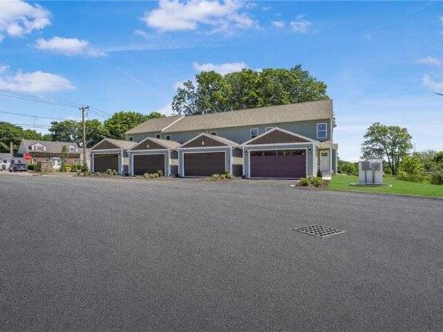 House for sale in Johnston, Rhode Island