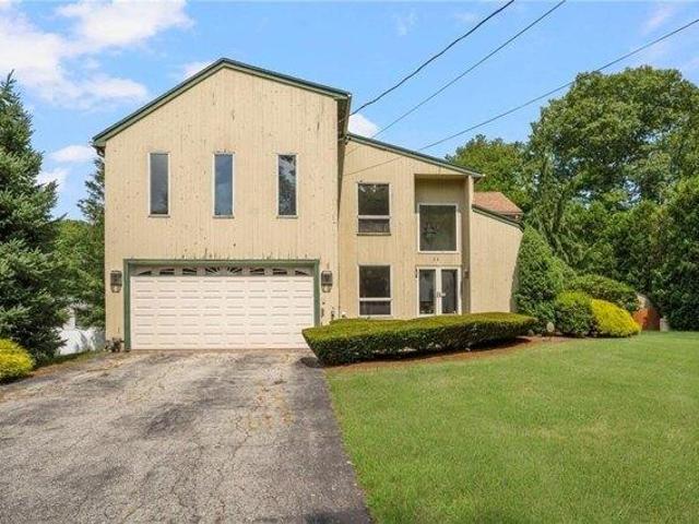 House for sale in Johnston, Rhode Island