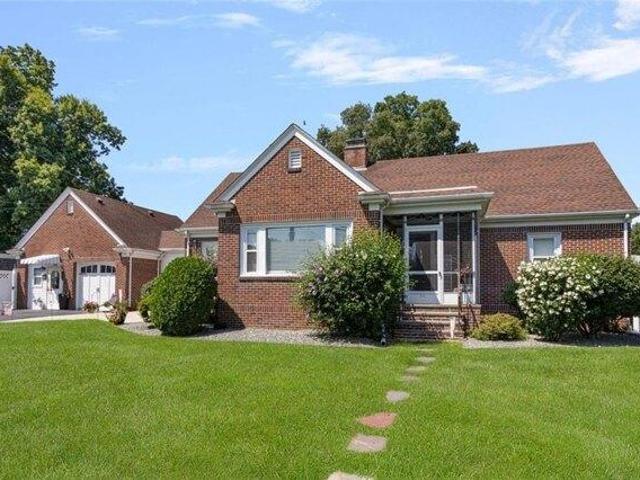 House for sale in Johnston, Rhode Island
