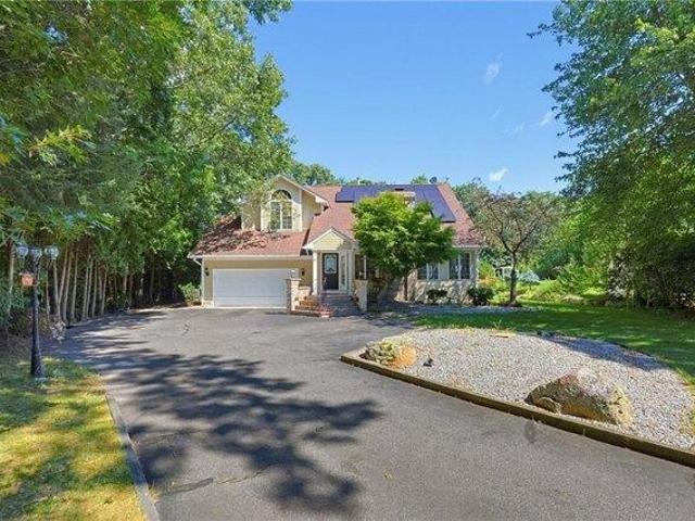 House for sale in Johnston, Providence County