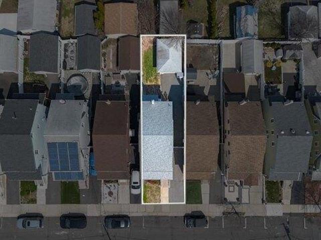 House for sale in Hudson, New Jersey