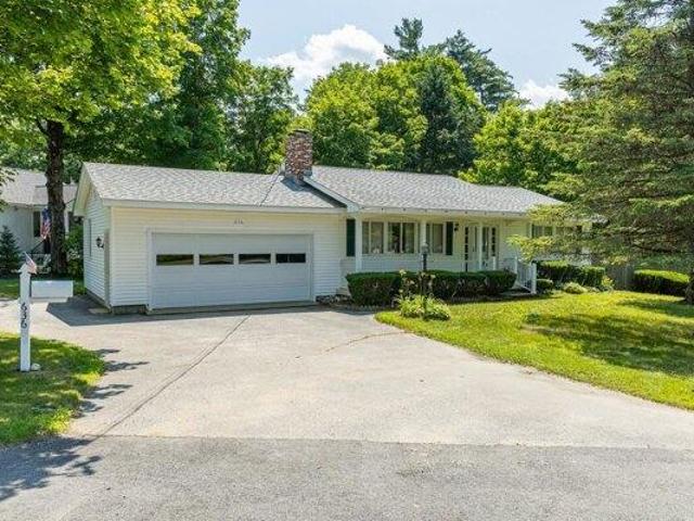 House for sale in New Hampshire
