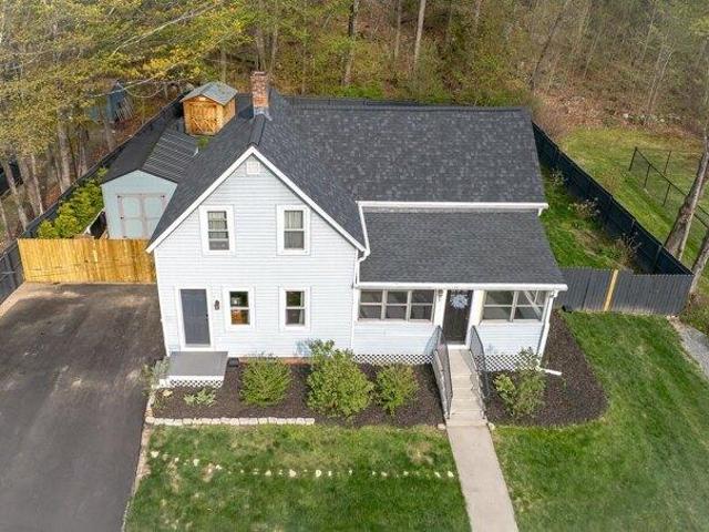House for sale in New Hampshire