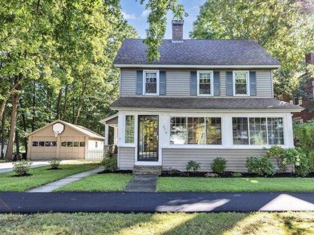 House for sale in New Hampshire
