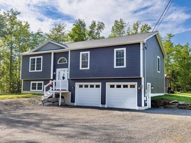 House for sale in Kenduskeag, Maine