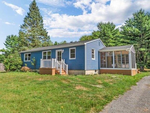 House for sale in Kenduskeag, Maine