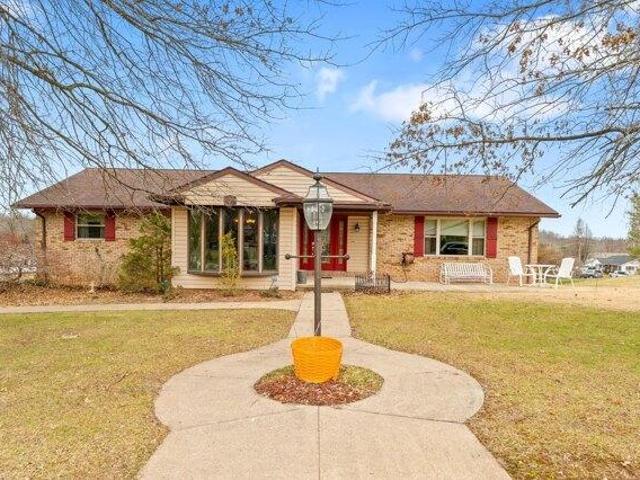 House for sale in Kenova, West Virginia