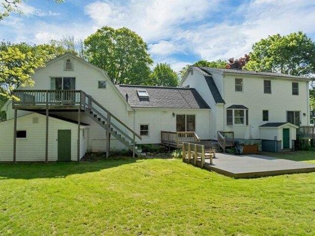 House for sale in New Hampshire