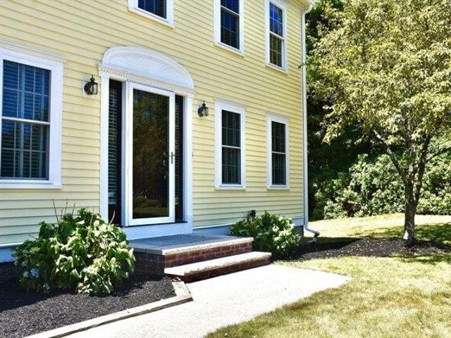 House for sale in Kingston, Massachusetts