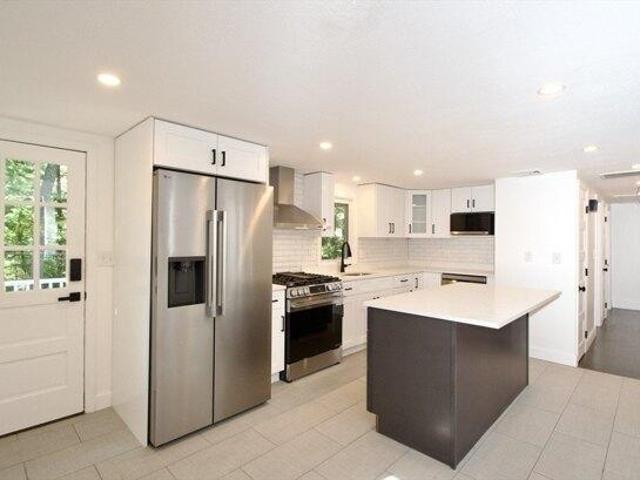 House for sale in Kingston, Massachusetts