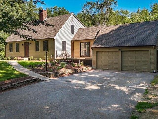 House for sale in New Hampshire