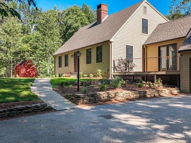 House for sale in New Hampshire