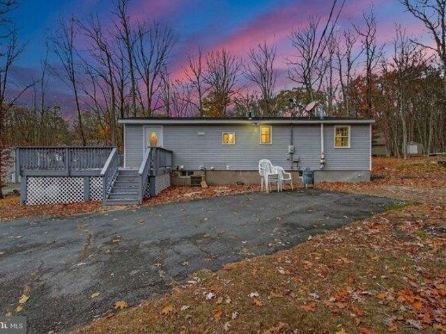 House for sale in Beach Lake, Pennsylvania
