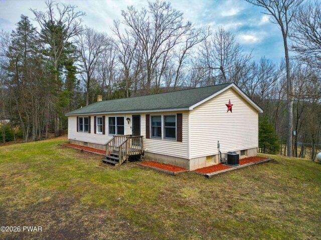 House for sale in Beach Lake, Pennsylvania