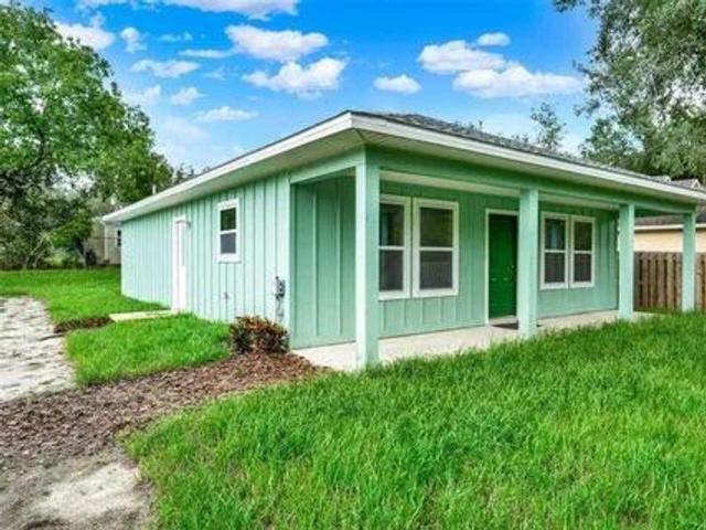 House for sale in Lady Lake, Florida