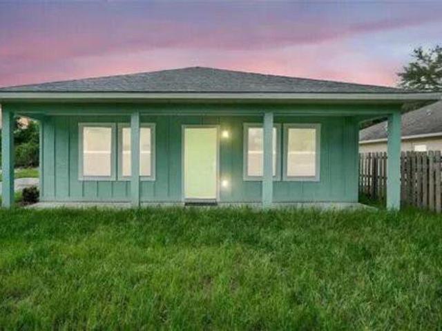House for sale in Lady Lake, Florida