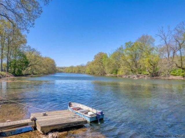 House for sale in Lake Katrine, New York