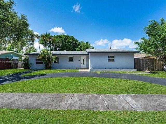 House for sale in Lake Park, Florida