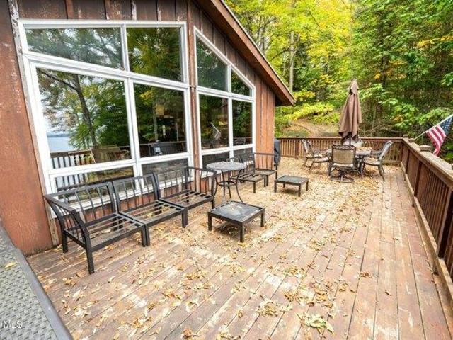 House for sale in Lake Pleasant, New York