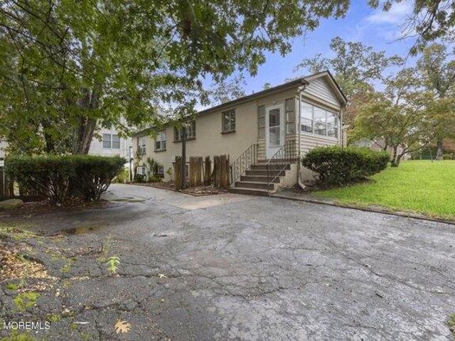 House for sale in Lakewood, New Jersey