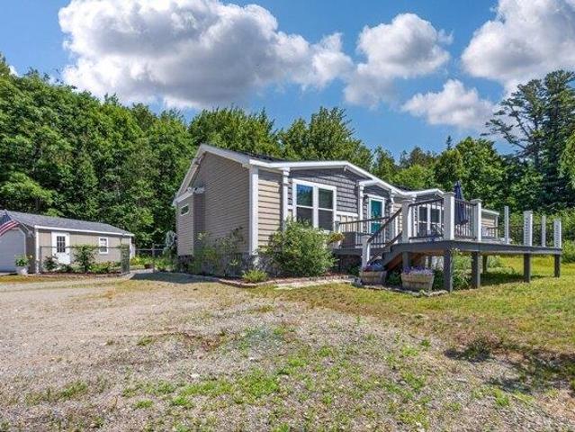 House for sale in Maine