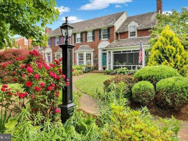 House for sale in Eden, Pennsylvania