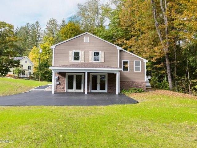 House for sale in Lanesborough, Berkshire County