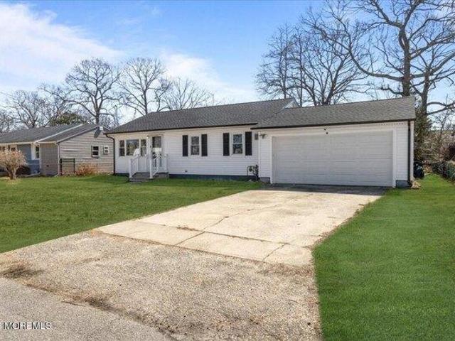 House for sale in Lanoka Harbor, New Jersey