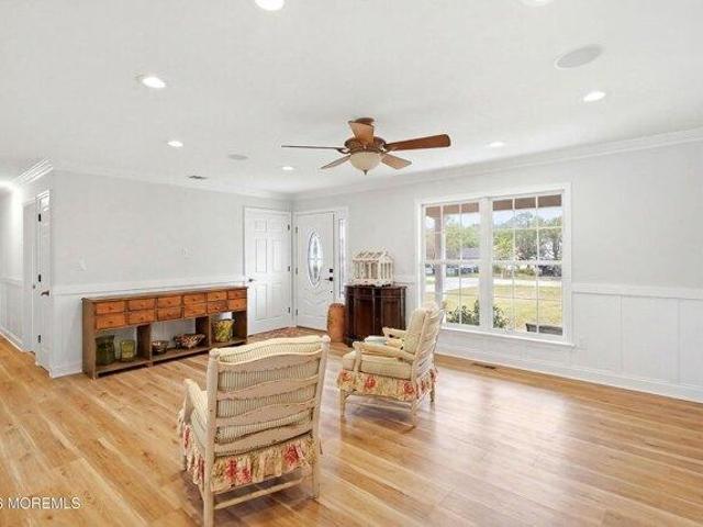 House for sale in Lanoka Harbor, New Jersey