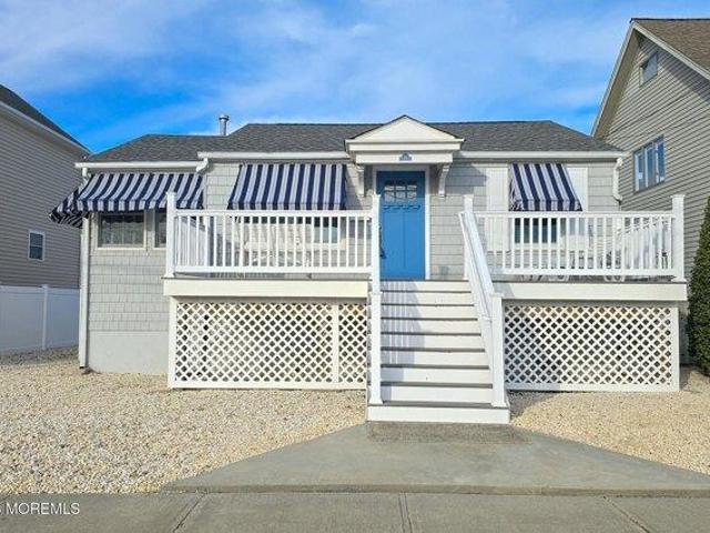 House for sale in Lavallette, New Jersey