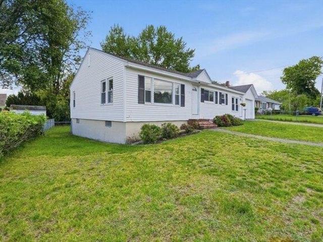 House for sale in Lawrence, Massachusetts