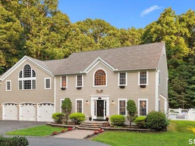 House for sale in Lebanon, Connecticut