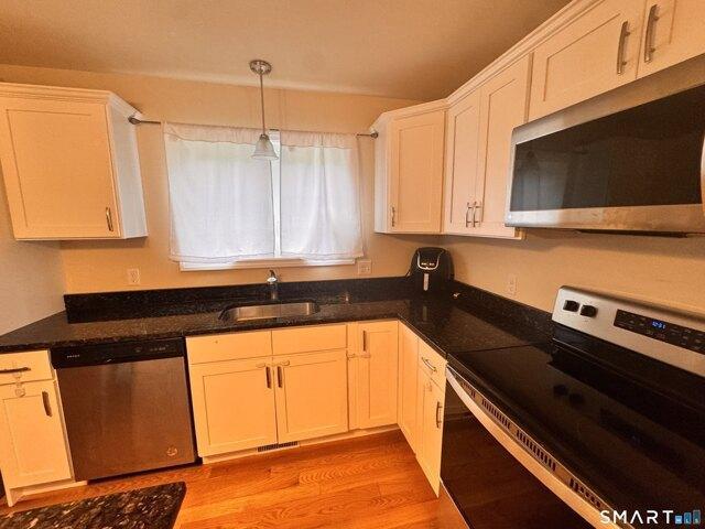 House for sale in Ledyard, Connecticut
