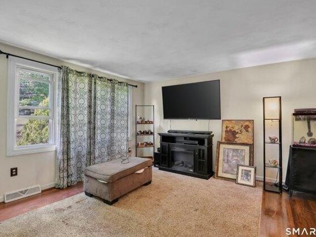 House for sale in Ledyard, Connecticut