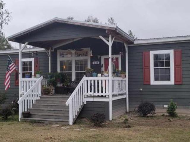 House for sale in Lee