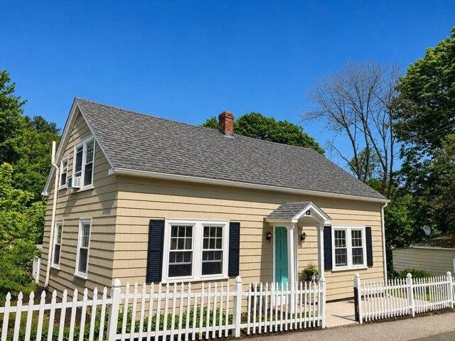 House for sale in Leicester, Massachusetts