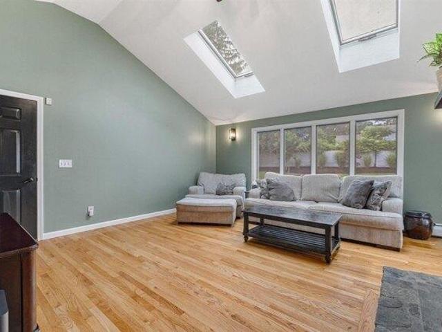 House for sale in Leicester, Massachusetts