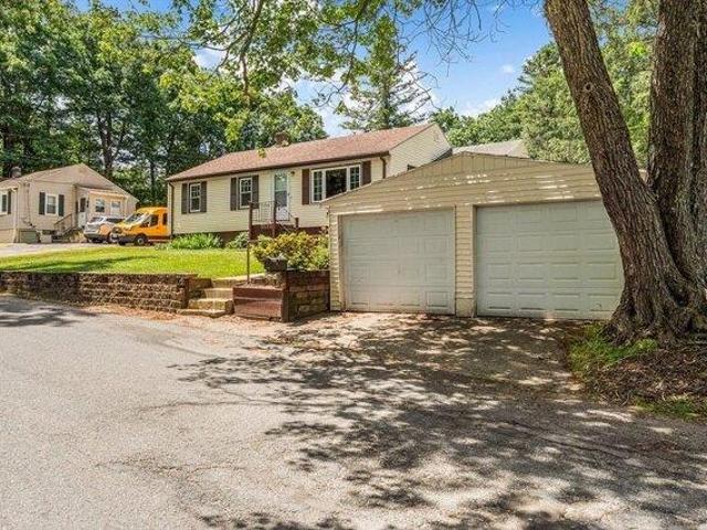 House for sale in Leicester, Massachusetts