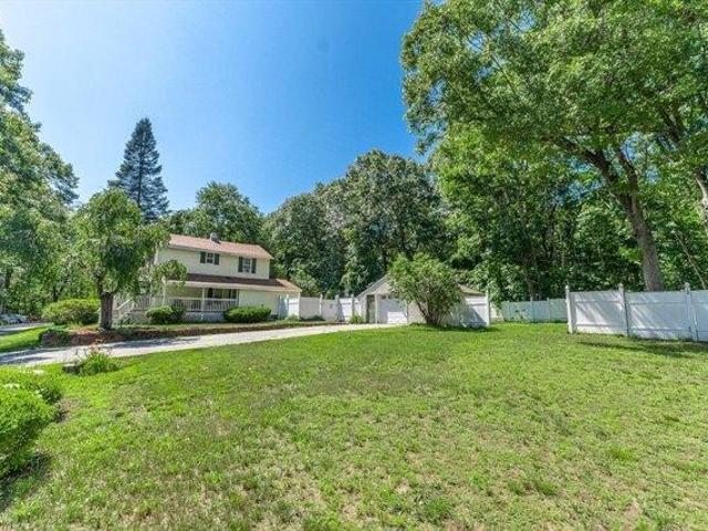 House for sale in Leicester, Massachusetts