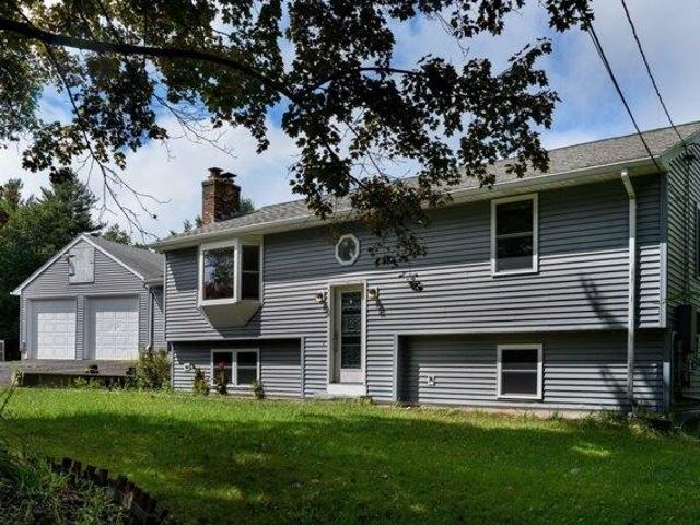 House for sale in Leicester, Massachusetts