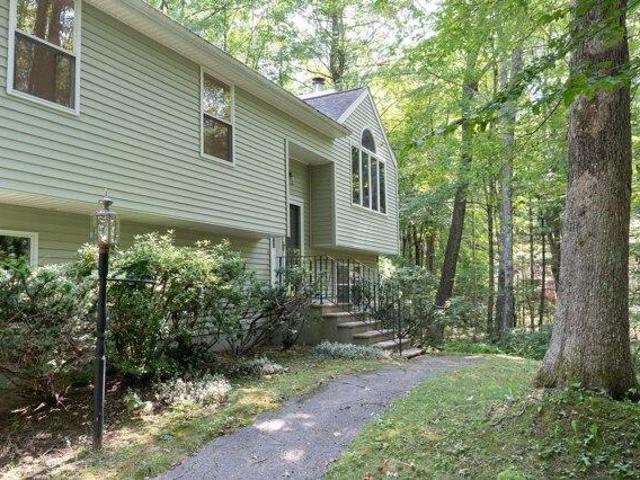 House for sale in Leicester, Massachusetts