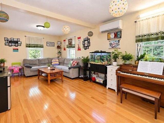 House for sale in Rochdale, Leicester