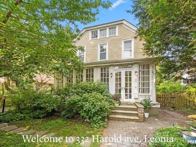 House for sale in Leonia, New Jersey