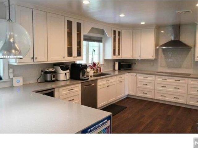 House for sale in Leonia, New Jersey