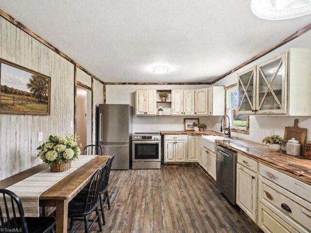 House for sale in Davidson, North Carolina