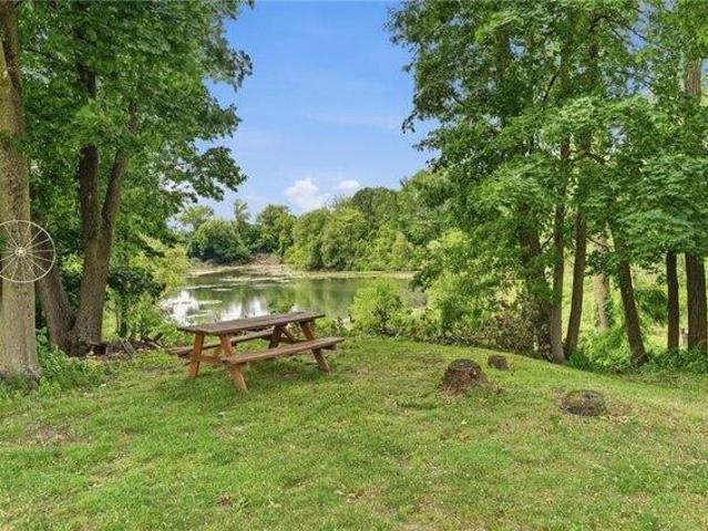 House for sale in Lincoln, Rhode Island