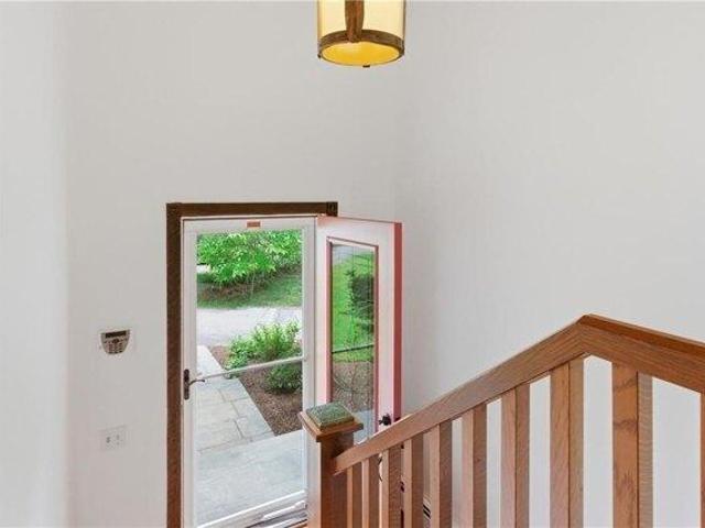 House for sale in Lincoln, Rhode Island