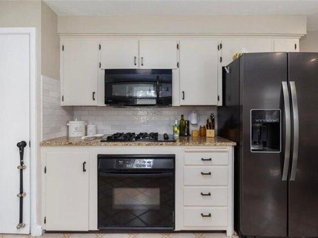 House for sale in Lincoln, Rhode Island