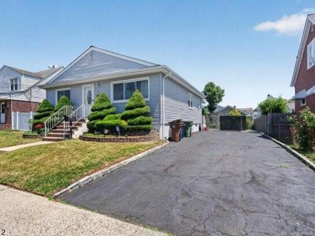 House for sale in Linden, New Jersey