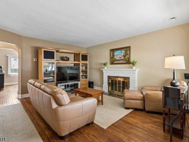 House for sale in Linden, New Jersey